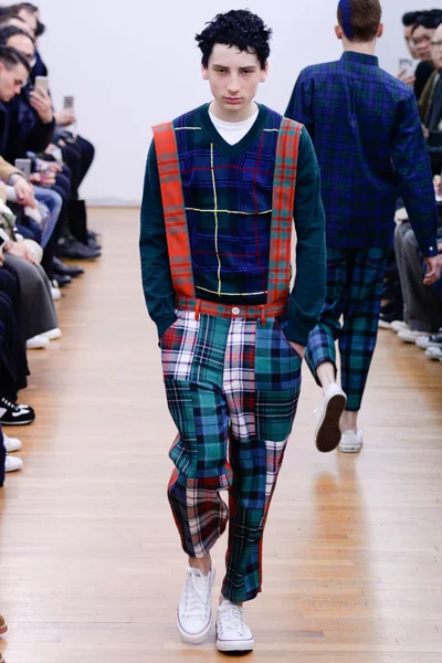Look 5